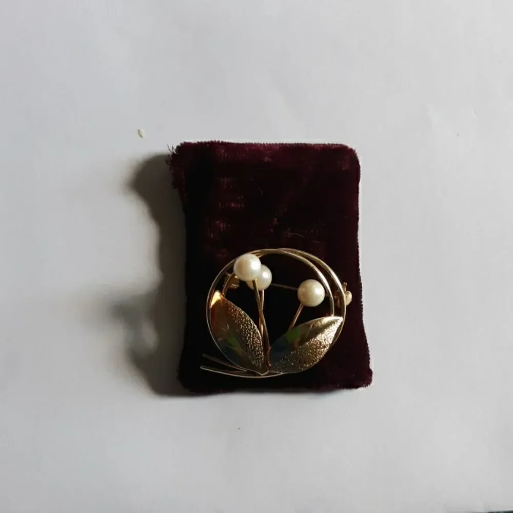 Pin